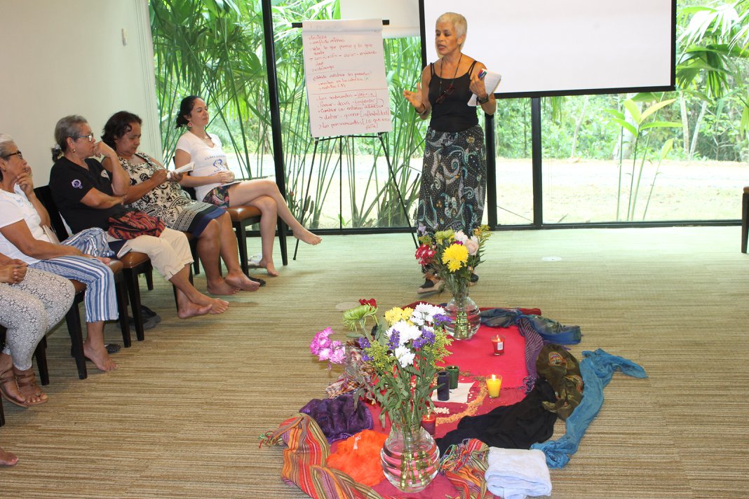 Encuentro comunitario de mujeres